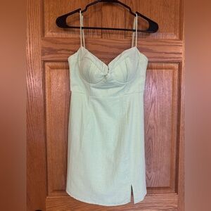 Poshmark Listing — NWT Selfie Leslie “Apple” Linen Dress (Size M)